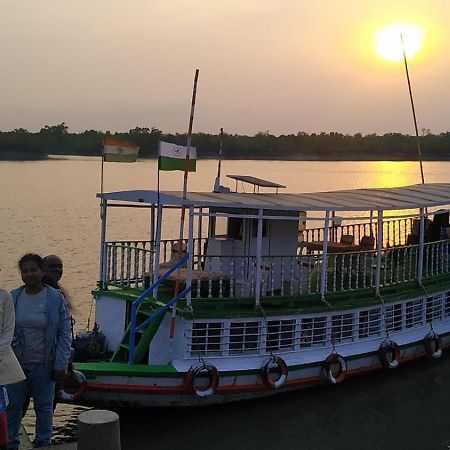 Sundarban Tiger Roar Resort Purbbadulki Exteriör bild
