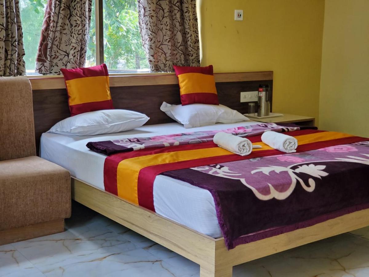 Sundarban Tiger Roar Resort Purbbadulki Exteriör bild