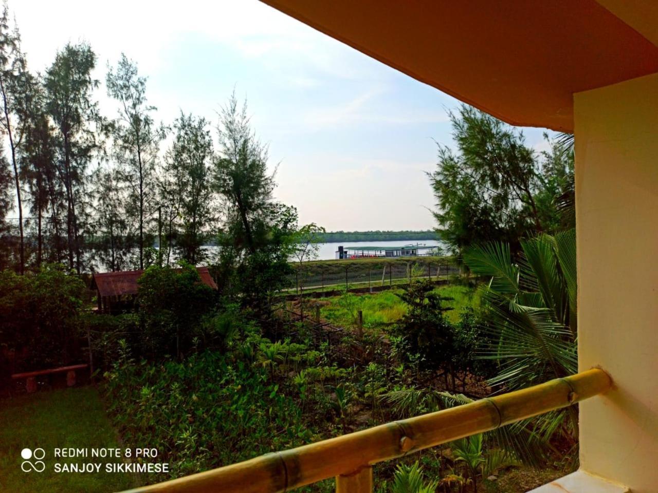 Sundarban Tiger Roar Resort Purbbadulki Exteriör bild
